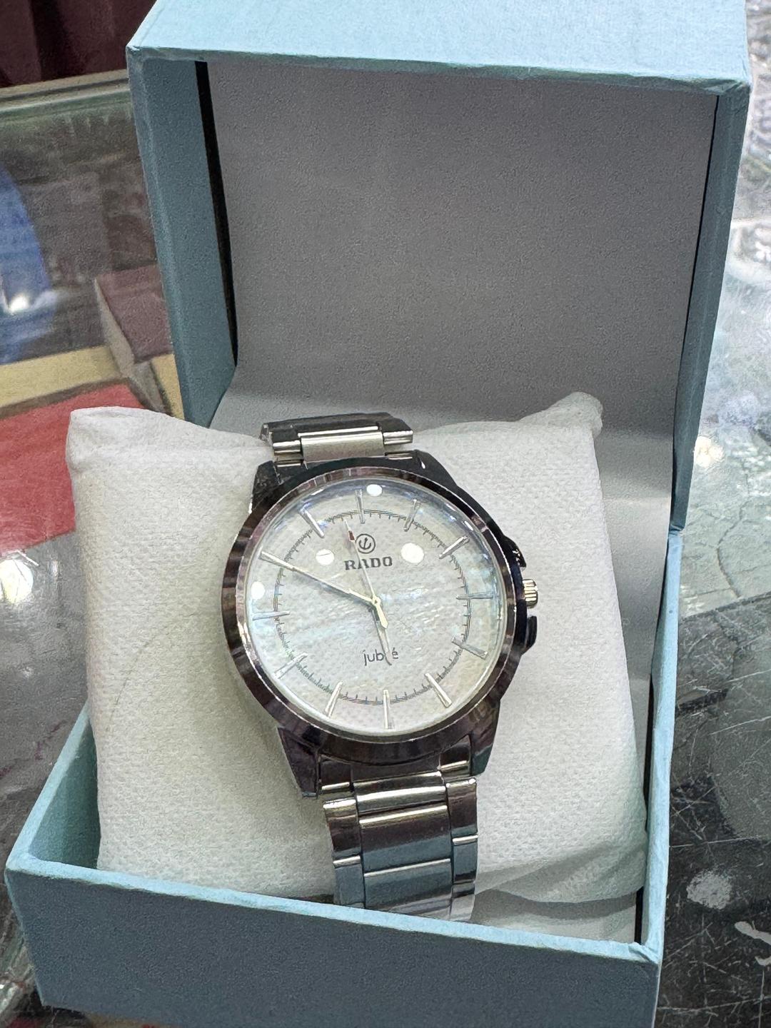 Men's Silver Chain Strap Quartz Watch - 1 Pc Chronograph & Water Resistant